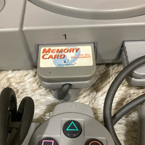 Sony PlayStation with Cables & 2 Controllers - Picture 4 of 8